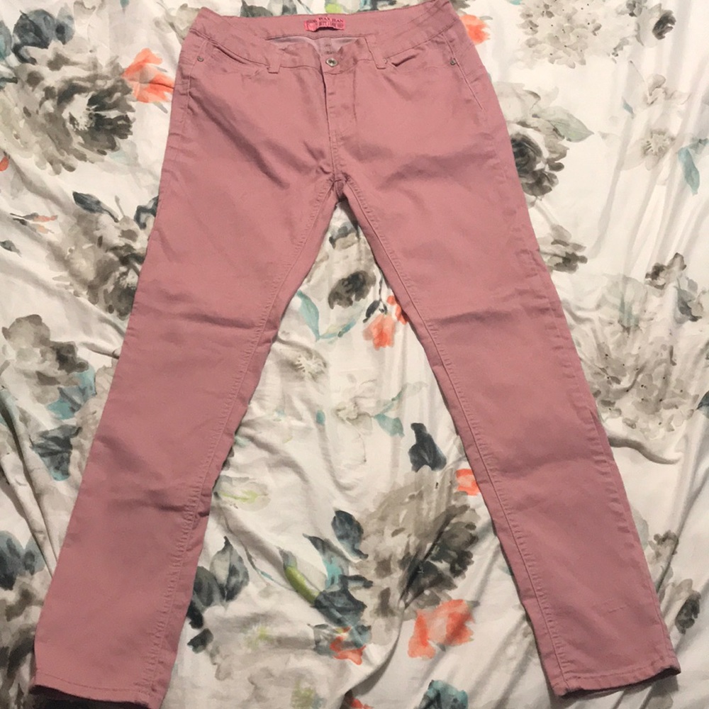Mauve colored jeans